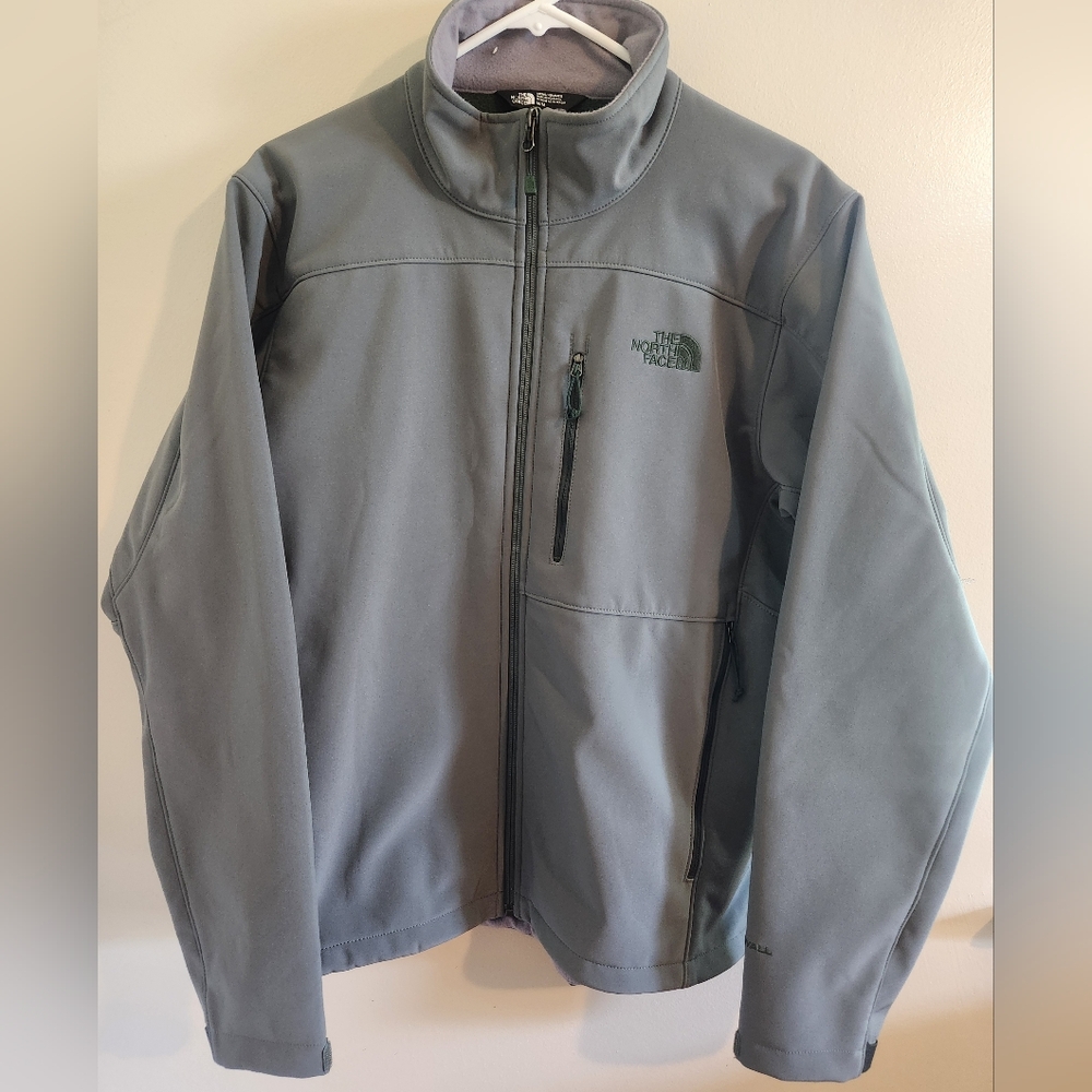 The North Face Men's Green/Gray Jacket